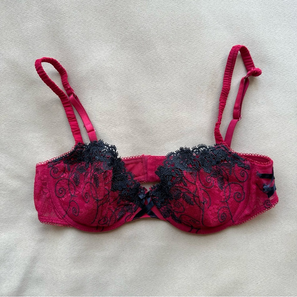 SOPHIE B  Demi Cup Lace Red Black Bra MEB20048 36B